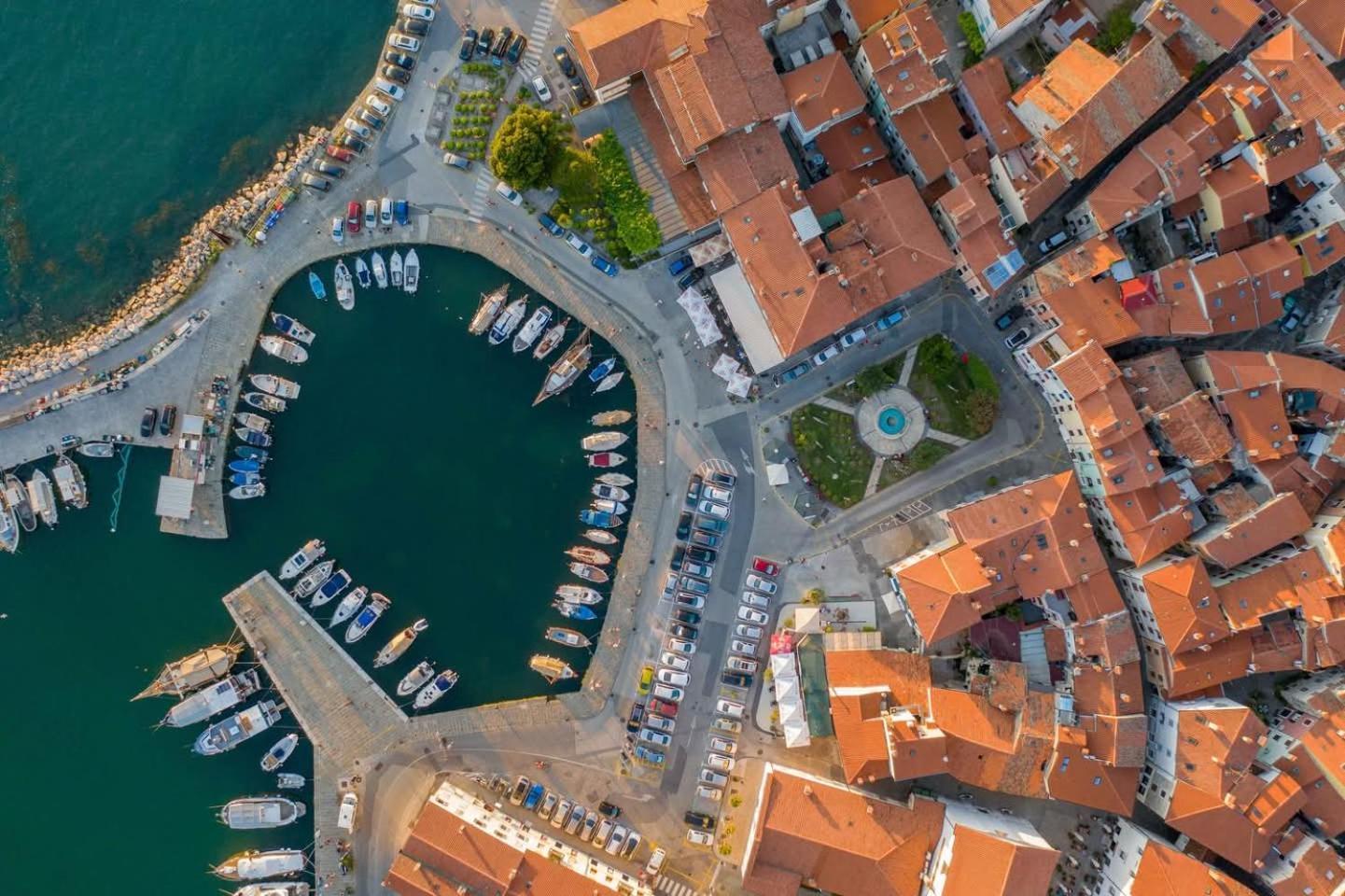 Apartma REA Izola Bagian luar foto