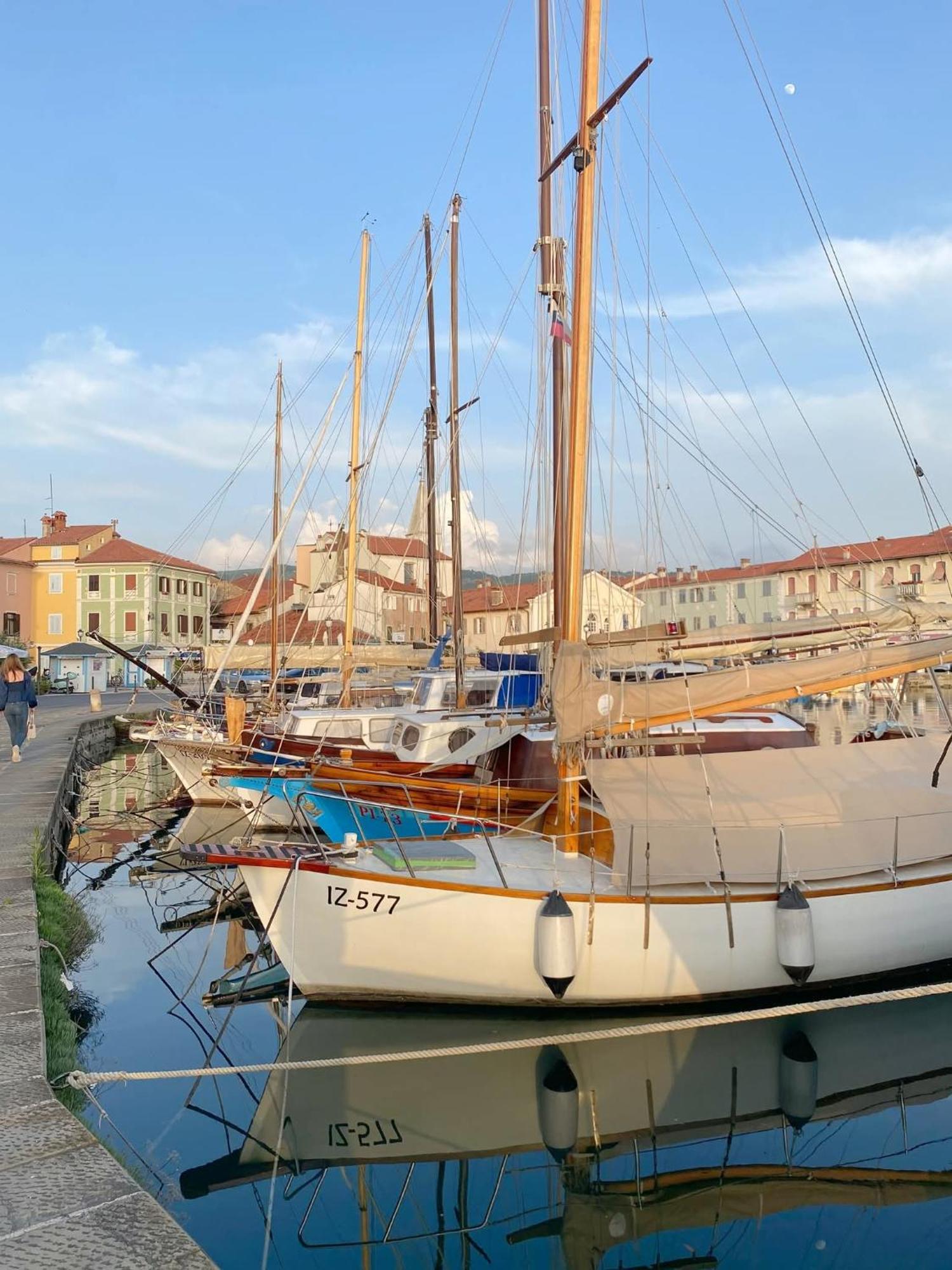 Apartma REA Izola Bagian luar foto