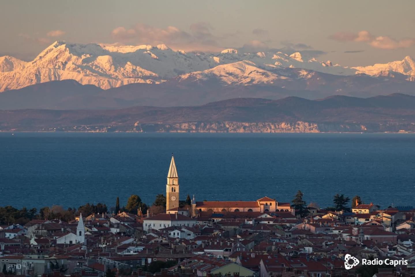 Apartma REA Izola Bagian luar foto